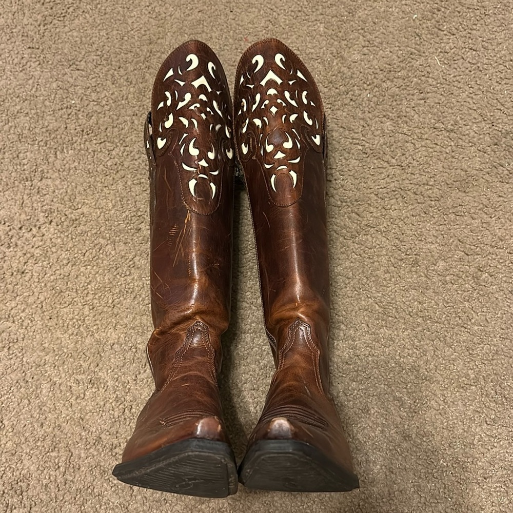 Ariat Casanova boots